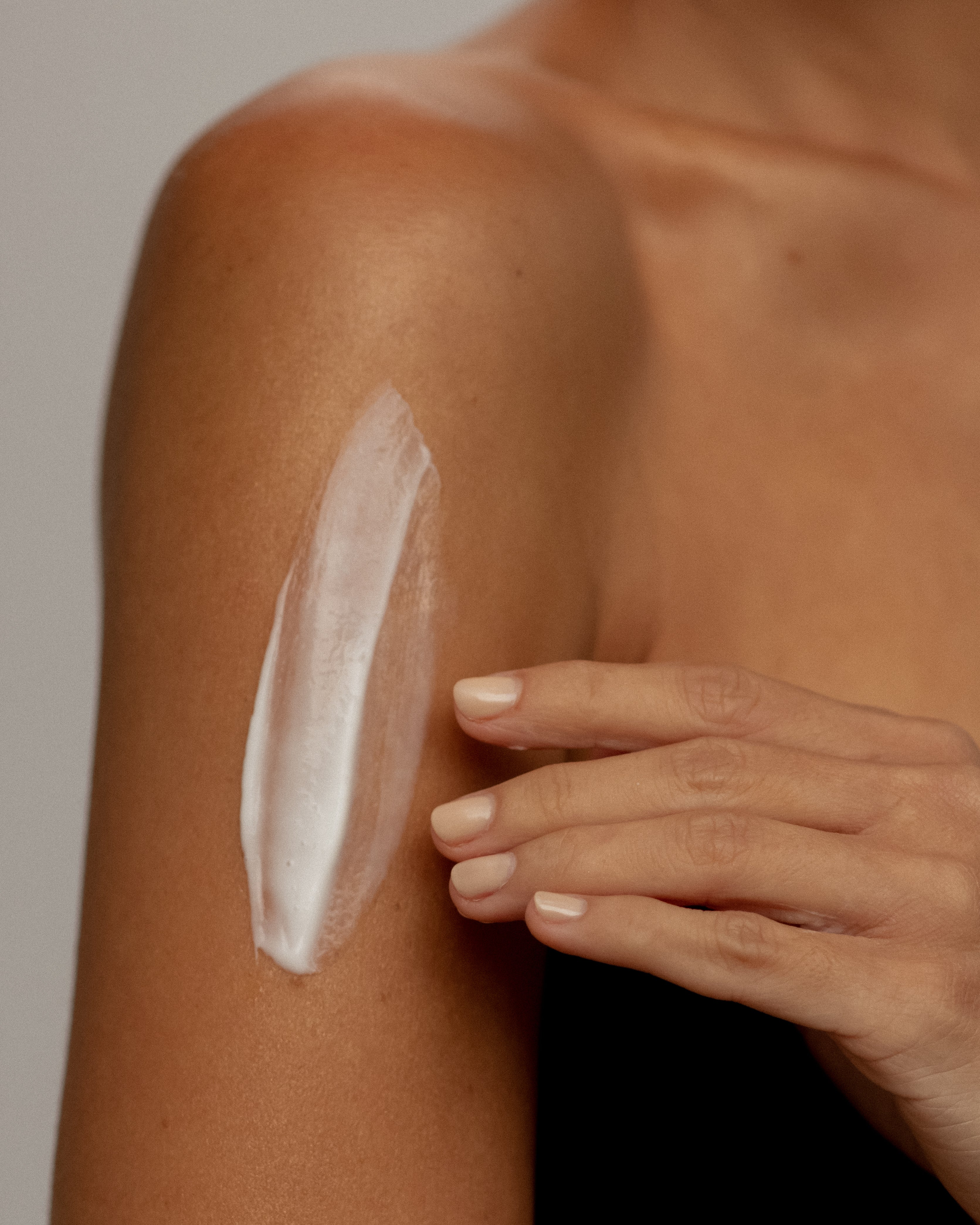 Coconut Body Milk natural organic body moisturiser smear on arm